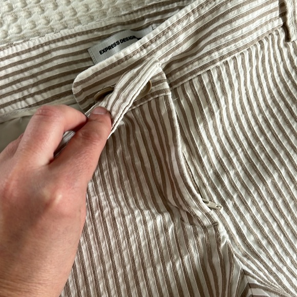 Stretchy - Picture 2 of 4